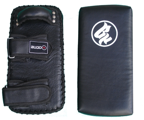 Thai Pad BUDOK small, black - Stück