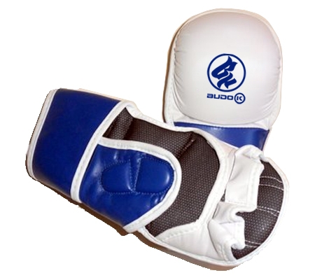 Yoseikan Glove open hand, BUDOK